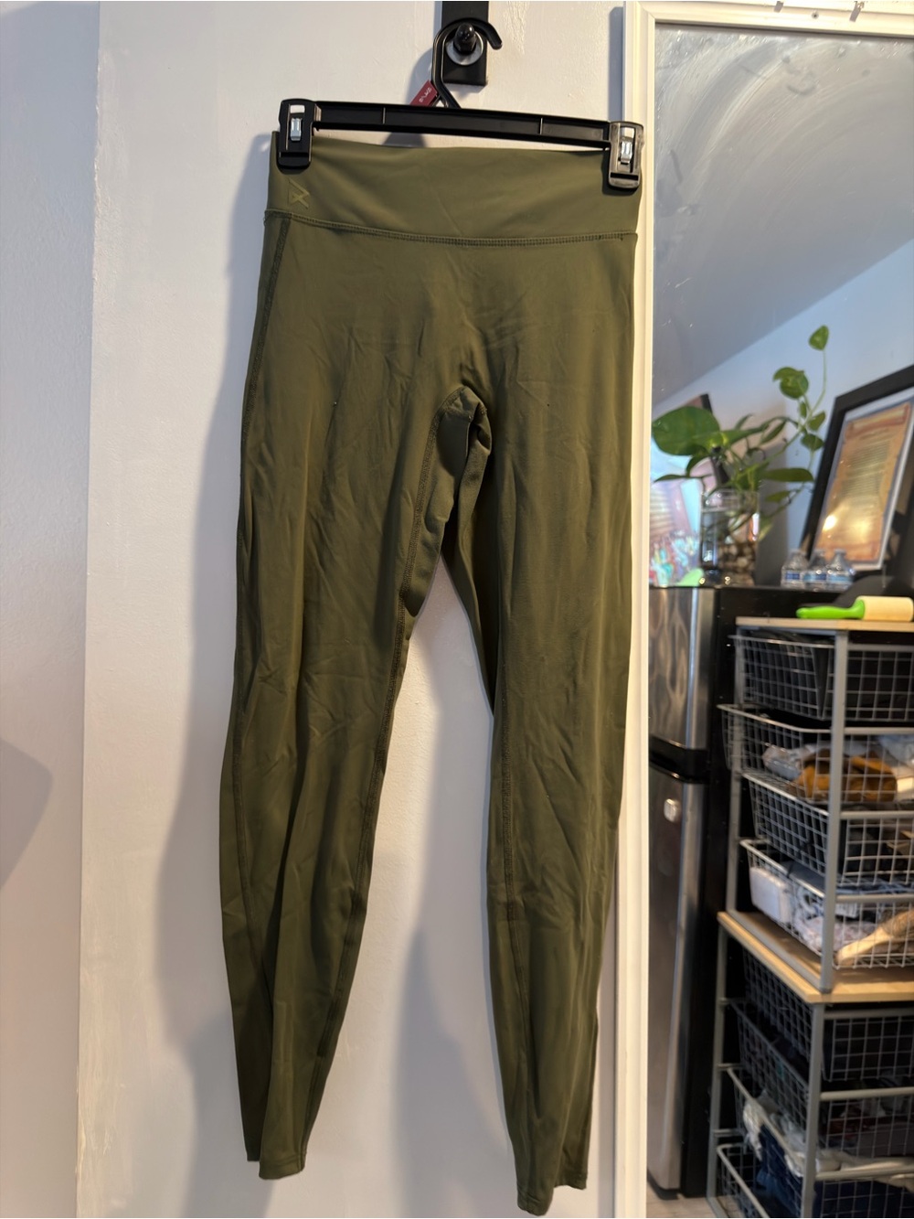 Rarefit Olive Green High-Waist V-Leggings